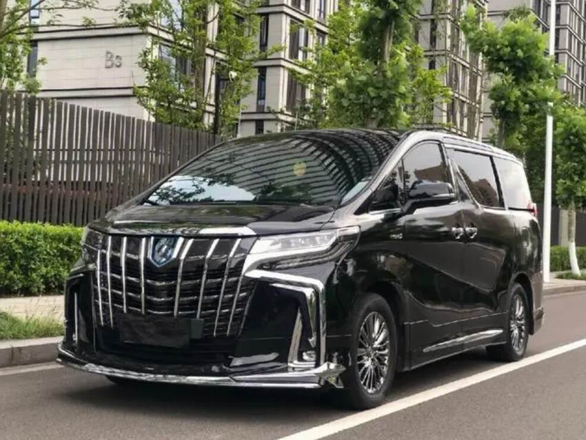 丰田埃尔法(7座)